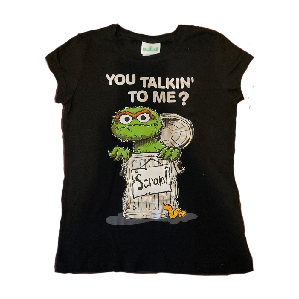 Black sesame Street t-shirt. Girls large (14)